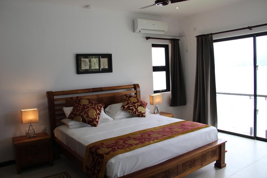Surfers Cove Apartments Bel Ombre Ngoại thất bức ảnh