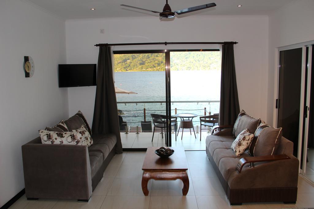 Surfers Cove Apartments Bel Ombre Ngoại thất bức ảnh